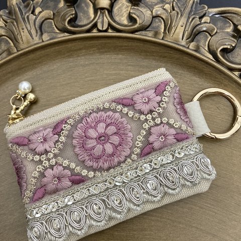 《インド刺繍リボン》10cmファスナーポーチ