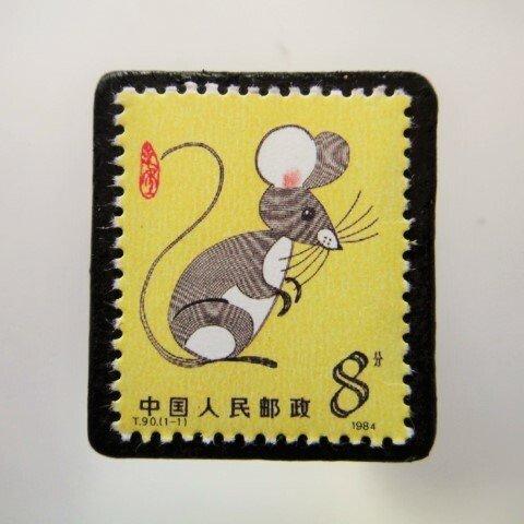 中国　切手ブローチ3833