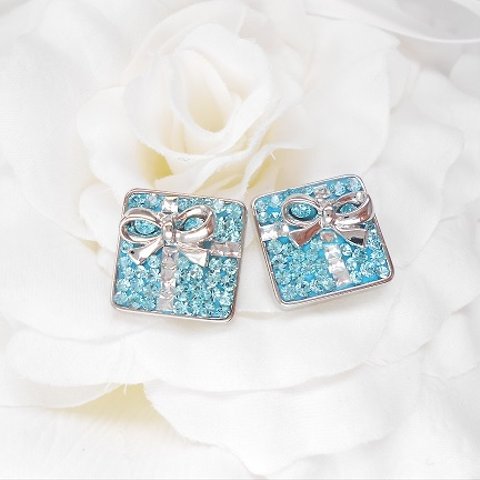 再入荷～SWAROVSKI・ Ruban crystal  earring（pierce） ～　グルーデコ