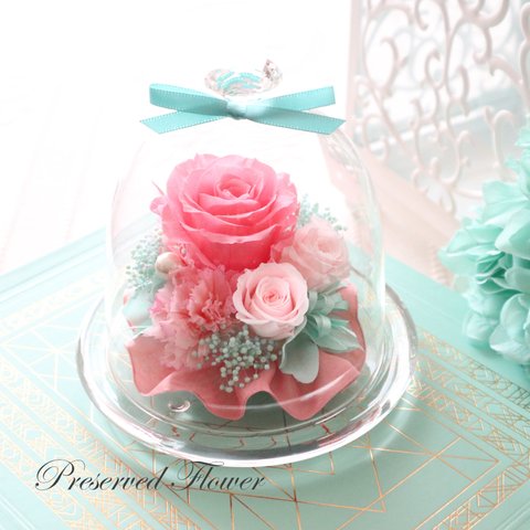 ときめくようなバラ色の上品なガラスのドームアレンジメント｜記念日・結婚祝い・新築祝い等　pre.006