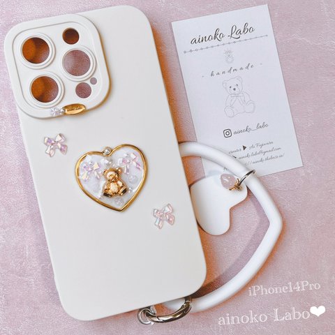 ❤︎ スマホストラップ付き くまさん girly iPhone14Proケース ❤︎