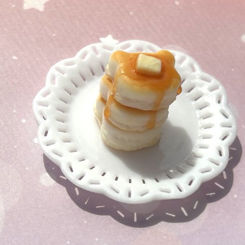 くまちゃんの三段パンケーキ