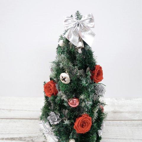 プリザーブド　ヒムロスギとバラのクリスマスツリー