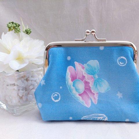 再販✨ 海と貝殻ぷっくりがま口ポーチ👛　角10cm　貝　小銭入れ　小物入れ　 ハンドメイド　プレゼントにも　ブルー