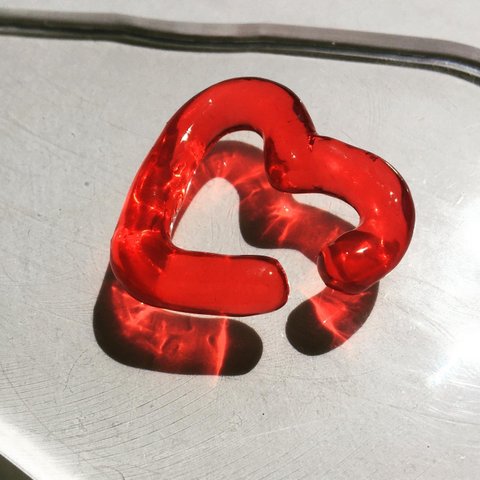 HEART earcuff ( pop red )