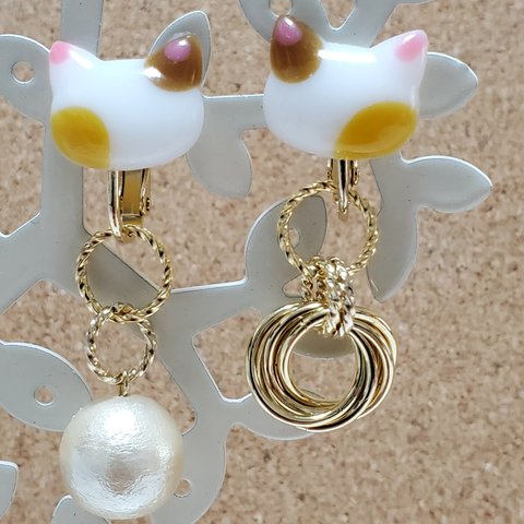 三毛猫 フェイス...♪*ﾟ ピアス/イヤリング