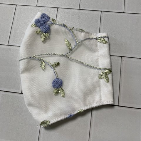 　チュールレース　　刺繍　上品で華やか　さわやか　立体マスク　