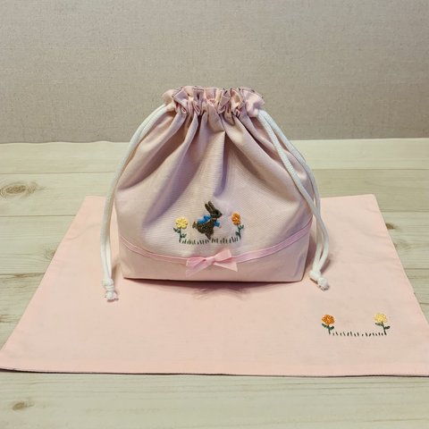 【受注生産】♪ウサギ刺繍のお弁当セット♪