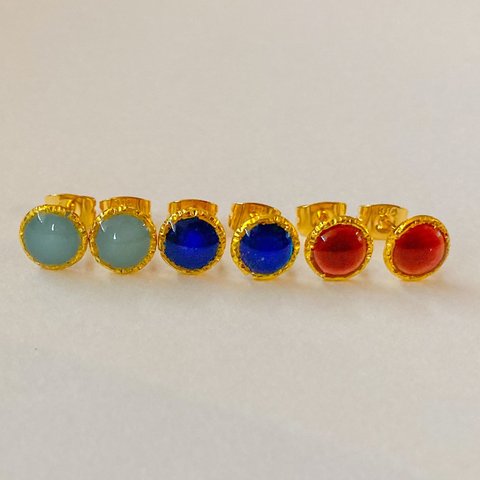 8mmシンプルピアス・イヤリング