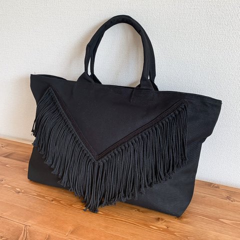 V Fringe Big Zip Bag 