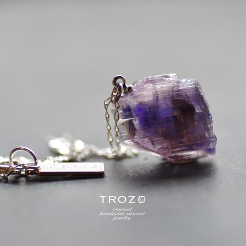 【046 Midnight Collection】 タンザナイト 鉱物原石 シルバー925 ネックレス 天然石 アクセサリー