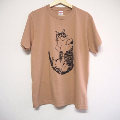 猫のTシャツ　コーラルベージュ