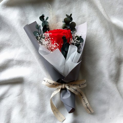 【ブーケ 】 バラ 花束 赤  ユーカリ / プリザーブドフラワー プリザ ブーケ 花束 レッド 