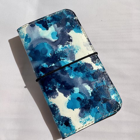 [革の水彩画 : 蒼白]Switched　iPhone Case