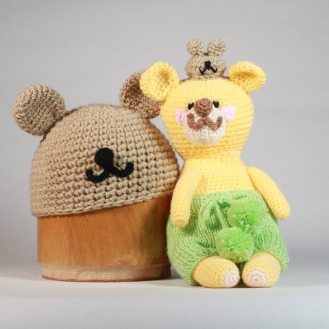 クマさんニット帽子（子ども用）とクマさんのぬいぐるみセット