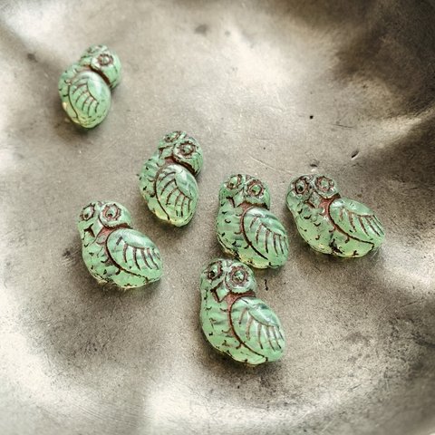 【2コセット】JIRI＊IVANA#czech beads#チェコビーズ　owl17✖️15㍉ stripe peridot green/copper