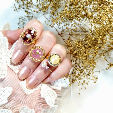 薔薇の花びら入り🥀上品なワインレッドリング💍