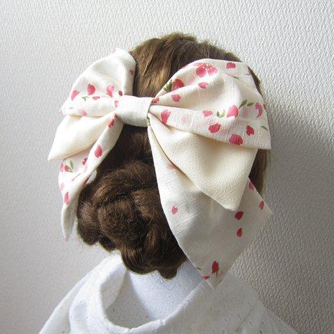 髪飾り　リボン　白桜✿　　卒業式　成人式　着物　袴　振袖