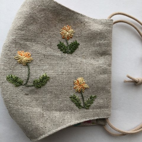 たんぽぽ刺繍マスク