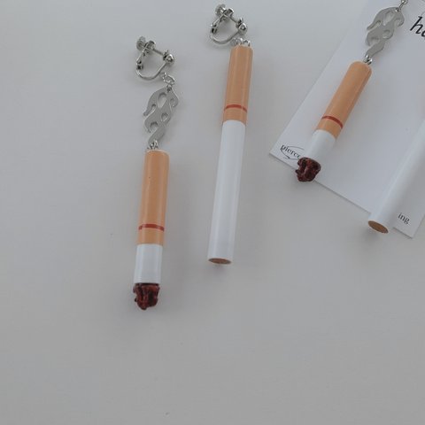 Cigarettes .ピアス/イヤリング