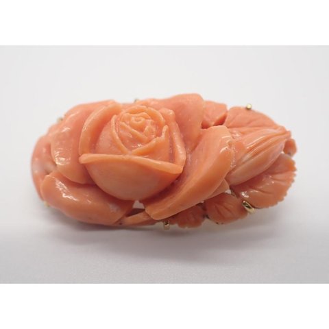 昭和　珊瑚の薔薇彫刻　K18ブローチ