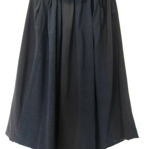 着物アップサイクルのスカート (裏地なし、ポケットなし） kimono upcycle skirt