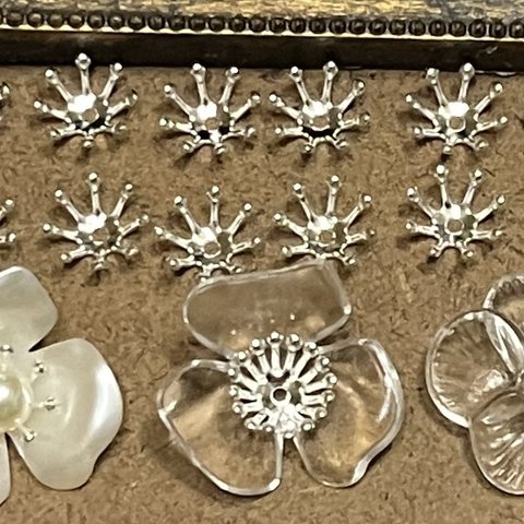 シルバー12個花芯SILVER花芯10mmフラワーシャワー重ねづけも