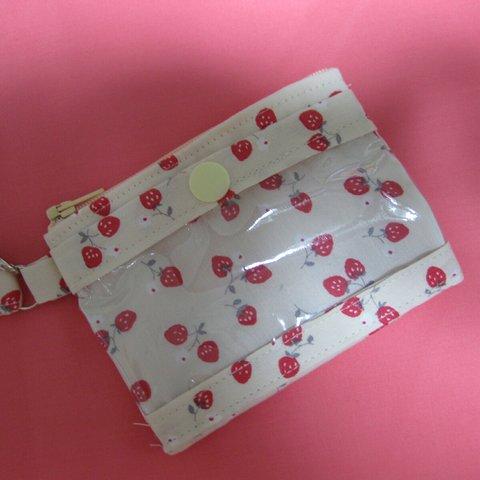  ミニ財布　スマートキーケース　カードケース　パスケース　キーポーチ　イチゴ柄