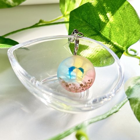 イルカ　海　ストラップ　キーホルダー　レジン