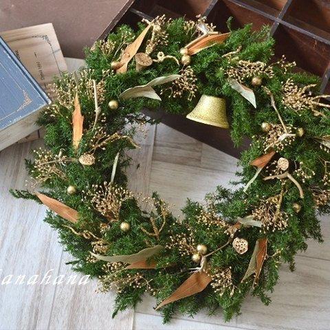 煌めきゴールドのクリスマスwreath