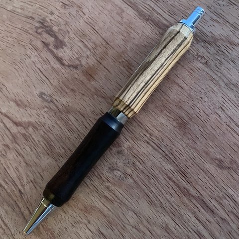 黒檀とゼブラウッドの木製ボールペン