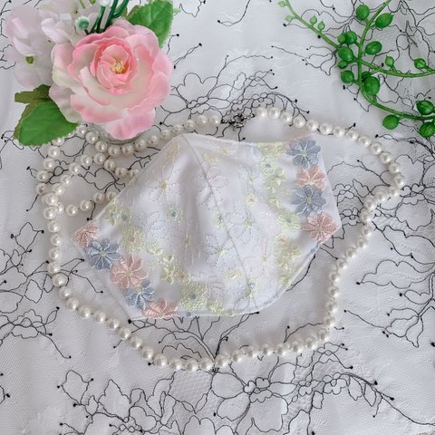 ワイヤー入り🌸nonohanakobo🌸縦12.5×横10刺繍マスク　ダブルクレンゼ使用　パステルイエロー　ピンク　ブルークレンゼ×クレンゼガーゼ　ガーリー春の装いに✨✨