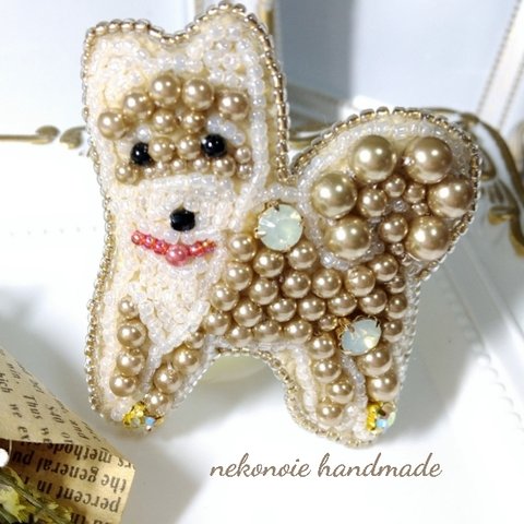 ビーズ刺繍ブローチ 柴犬🐕 わんちゃんブローチ