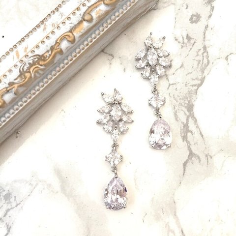 classic ジルコニアピアス オシャレ花嫁のウエディングアクセサリー結婚式 ウェディング ブライダルピアス　フォトウェディング　ウェディングピアス　ブライダル ゆらゆら揺れる　