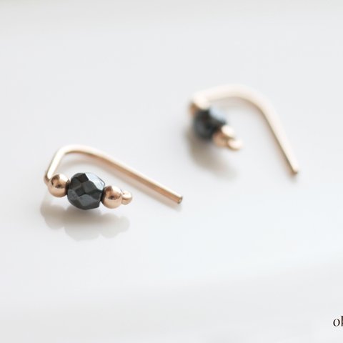 14kgf 3mm Hematite『ヘマタイトの小さな 2way ピアス- dainty』