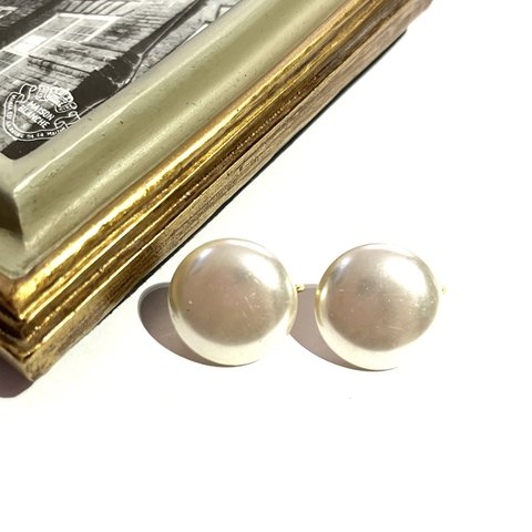 0865VINTAGE EARRING パール　ヴィンテージ　イヤリング　ラウンド　　まるい　アンティーク  クラシカル　ダイヤ　フラワー　ギフト　プレゼント　ブライダル　結婚式　antique