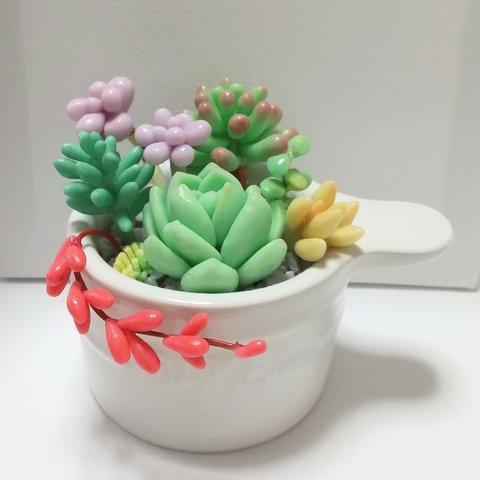 樹脂粘土＊ぷっくり多肉の寄せ植え◇D