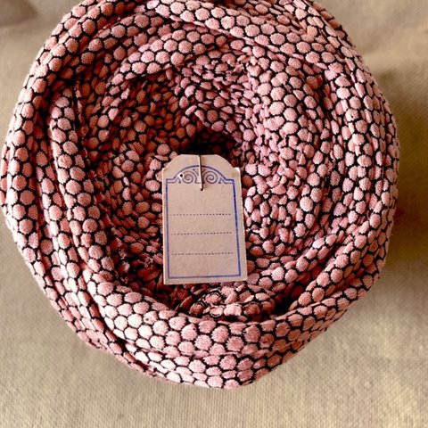 【9㍍ずつ販売】UP CYCLE ♻️🇹🇷 Türkiyeトゥルキエyarn python smoky pink ビーズオマケなしタイプ