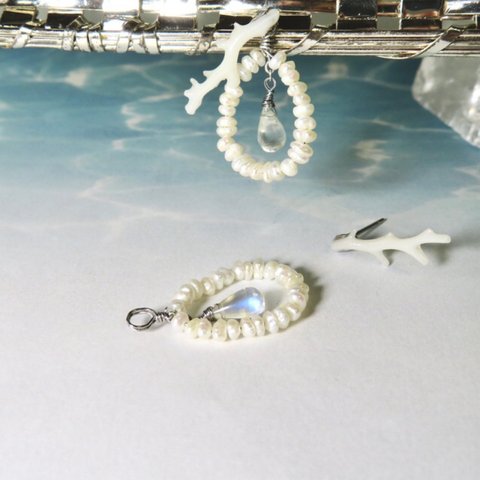 白枝珊瑚×ブルームーンストーン・淡水真珠の2way-pierce