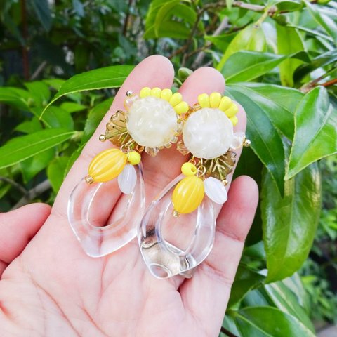 檸檬果汁の ピアス　イヤリング　レモン　lemon　イエロー　レモン果汁