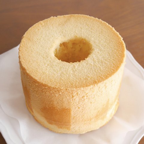【オーガニック＆グルテンフリー】ふわもち！米粉のバニラシフォンケーキ｜6カット