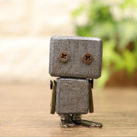 【736】木のロボット　木製のロボット　ハンドメイド　木製雑貨 インテリア　置物