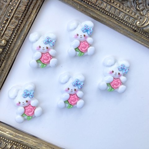 ハロウィン♡再入荷【4個セット】うさぎちゃん薔薇⭐️推し活♡デコパーツ♪キッズハンドメイド♡リボンのセンターや♡小物やアクセサリー作りにも