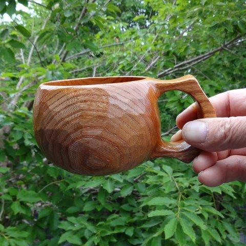 　白太のツートンがきれいなケヤキで作った　一木彫りコーヒーカップ　