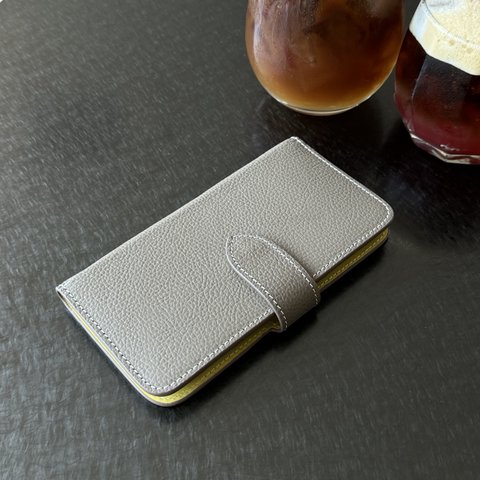 本革　手帳型スマホケース　　Iphoneケース