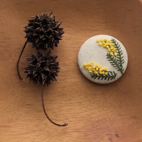 刺繍》ミモザ・ミモザ！　ヘアゴム／ブローチ