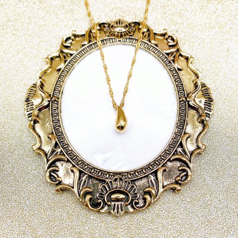 Drop necklace-gold-