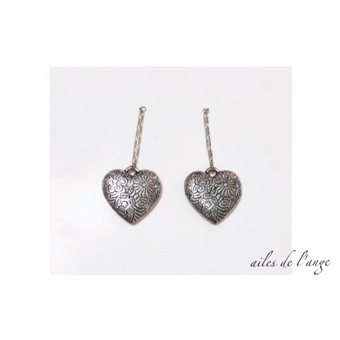 no.356 - Big metal heart ＊ chain pi/ea