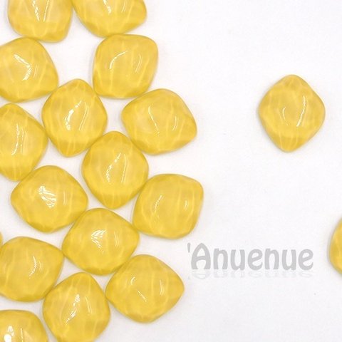 ウォーターカラー ひし形 カボション 20ｘ23.5mm【 Honey Yellow / rhombus 】4個