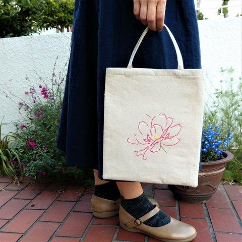 牡丹 刺繍 の フラットバッグ